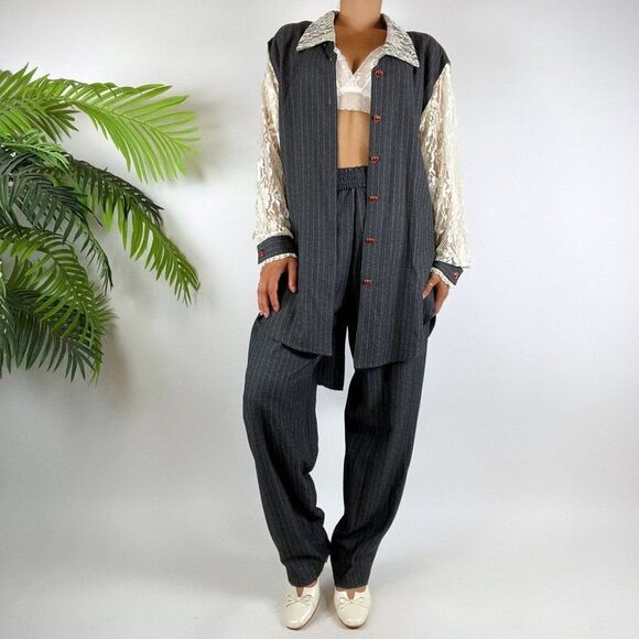 Vintage 90s Grunge Gray Pin Stripe Oversized Pantsuit Blazer & Trousers / Sz: M - Picture 8 of 9
